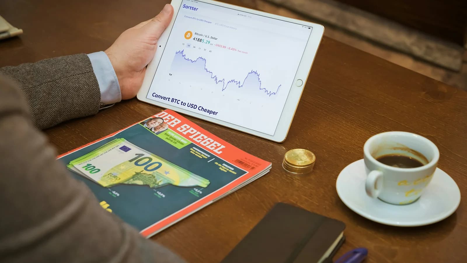 Visual representation of subscription platform revenue operations playbook with analytics and growth signals